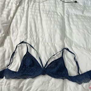 Navy bra